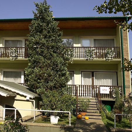 Oleander Apartman Heviz Bagian luar foto