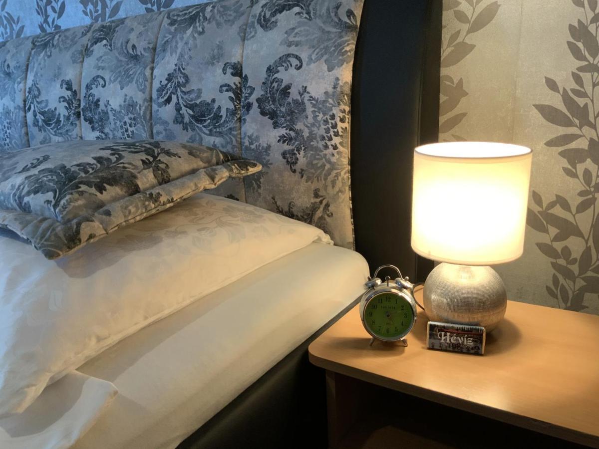 Oleander Apartman Heviz Bagian luar foto
