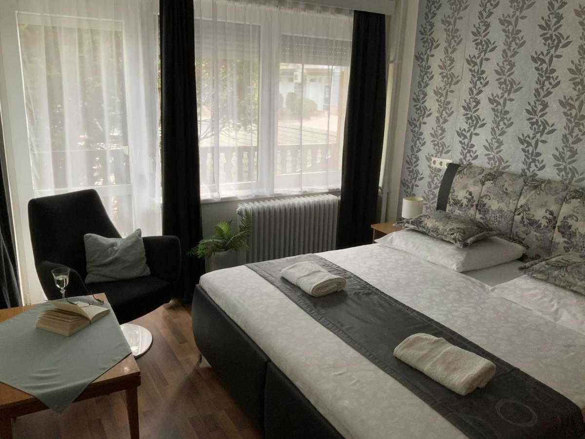 Oleander Apartman Heviz Bagian luar foto