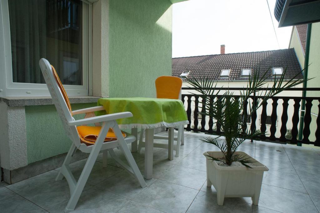 Oleander Apartman Heviz Bagian luar foto